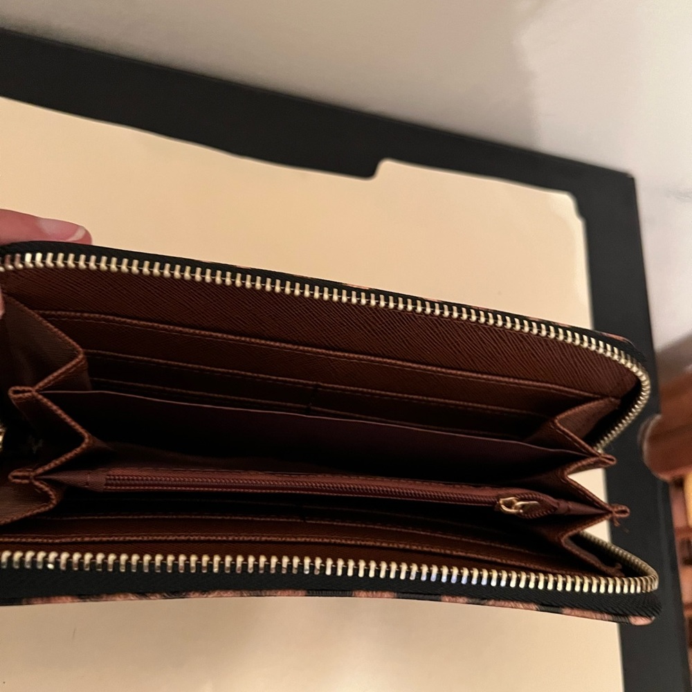 Black And Leopard Print Purse With Matching Wallet - image 4